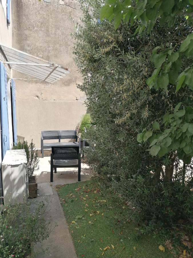Maison De Village Saint-Barthélemy-de-Vals Exterior foto